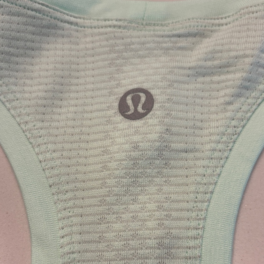 NWT - Lululemon Swiftly Tech Racerback Tank 2.0 - Picture 3 of 5